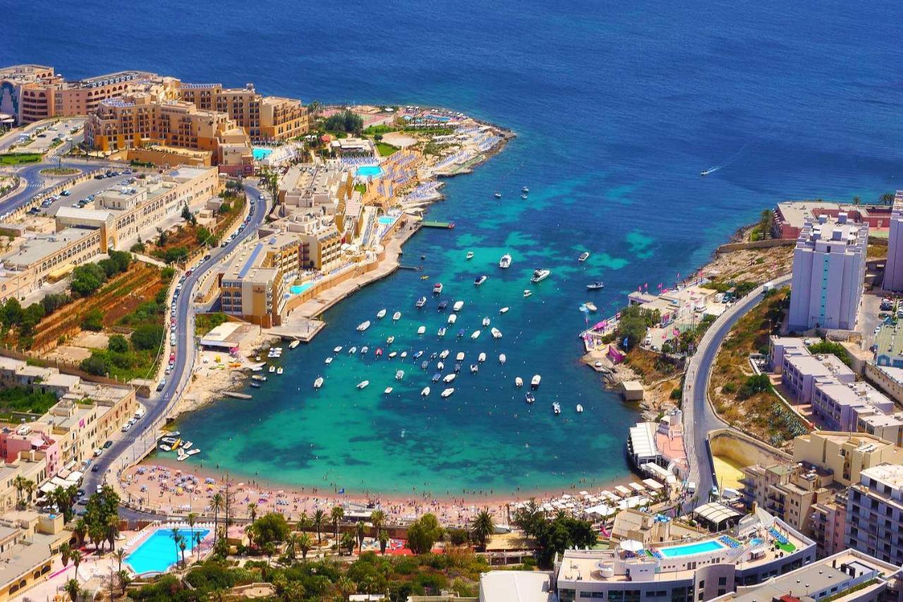 Modern 1Br Maisonette Steps From The Promenade Sliema Kültér fotó