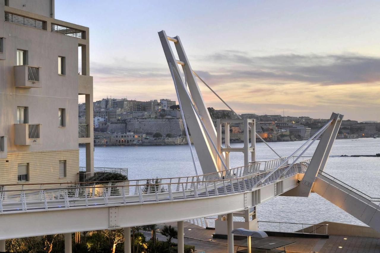 Modern 1Br Maisonette Steps From The Promenade Sliema Kültér fotó